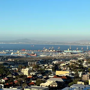 Breathtaking Views, Brand New Renovated Apartment Cape Town