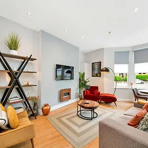 Finest Retreats - The Regency Apartment Harrogate